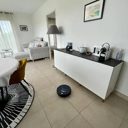 Apartment Bella Cruz: Premium Beachside With Electric Car Charging